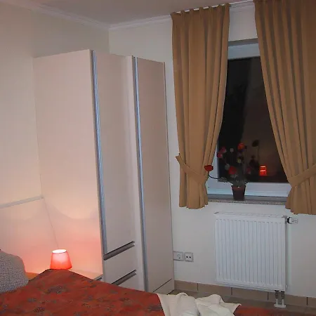 Ośrodek wypoczynkowy Moderne Strandvilla Strandnah Stra 3*